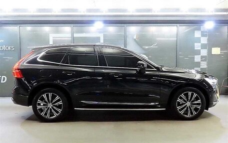 Volvo XC60 II, 2022 год, 3 630 000 рублей, 3 фотография