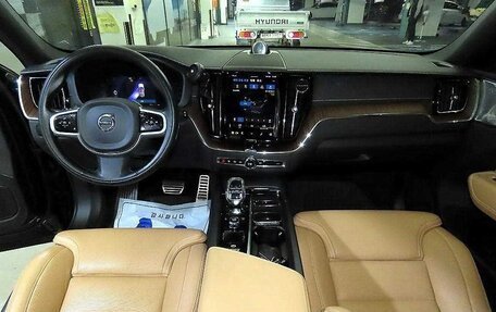 Volvo XC60 II, 2022 год, 3 630 000 рублей, 12 фотография