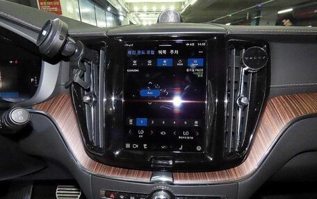 Volvo XC60 II, 2022 год, 3 630 000 рублей, 13 фотография