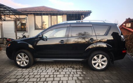 Mitsubishi Outlander III рестайлинг 3, 2010 год, 1 280 000 рублей, 3 фотография