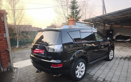 Mitsubishi Outlander III рестайлинг 3, 2010 год, 1 280 000 рублей, 8 фотография