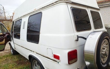 Chevrolet Van, 1987 год, 2 000 000 рублей, 11 фотография