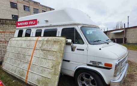 Chevrolet Van, 1987 год, 2 000 000 рублей, 4 фотография