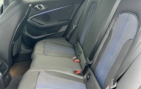 BMW 1 серия, 2020 год, 2 100 000 рублей, 9 фотография