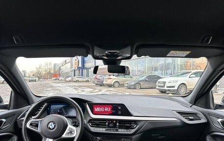 BMW 1 серия, 2020 год, 2 100 000 рублей, 10 фотография