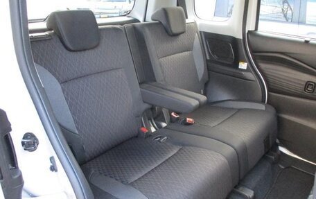 Mitsubishi Delica D:2, 2022 год, 1 050 000 рублей, 6 фотография