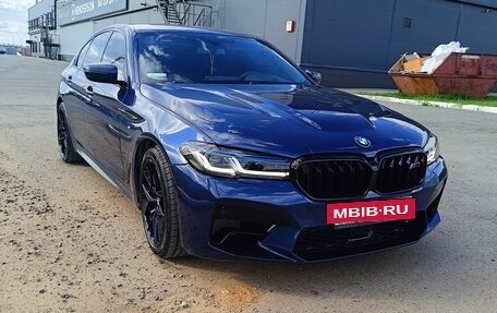 BMW 5 серия, 2018 год, 4 400 000 рублей, 2 фотография