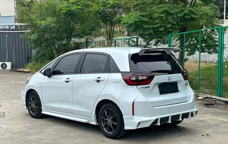 Honda Fit, 2022 год, 1 015 027 рублей, 4 фотография
