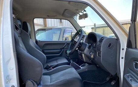 Suzuki Jimny, 2016 год, 840 001 рублей, 11 фотография