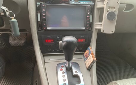 Audi A4, 2004 год, 555 000 рублей, 14 фотография