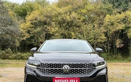 Volkswagen Passat B8 рестайлинг, 2021 год, 2 000 000 рублей, 2 фотография