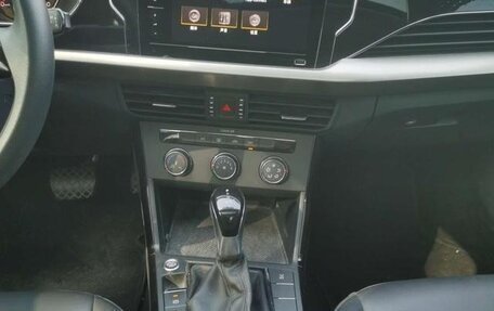 Volkswagen Passat B8 рестайлинг, 2021 год, 2 000 000 рублей, 13 фотография