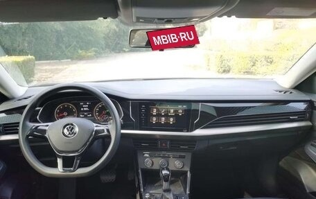 Volkswagen Passat B8 рестайлинг, 2021 год, 2 000 000 рублей, 10 фотография