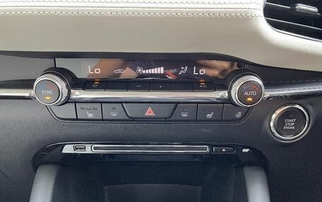 Mazda 3, 2020 год, 1 250 001 рублей, 10 фотография