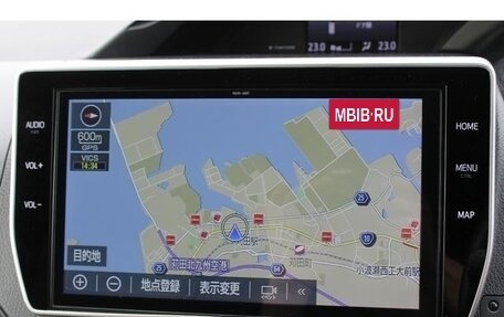 Toyota Voxy, 2022 год, 2 540 000 рублей, 12 фотография