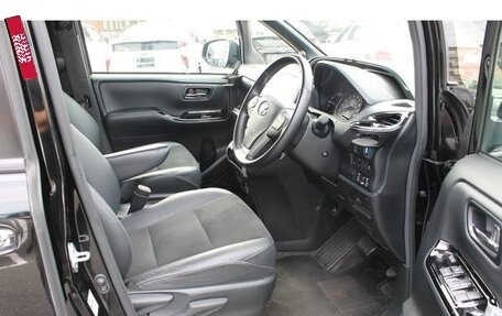 Toyota Voxy, 2022 год, 2 540 000 рублей, 9 фотография