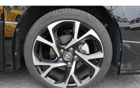 Toyota Voxy, 2022 год, 2 540 000 рублей, 21 фотография