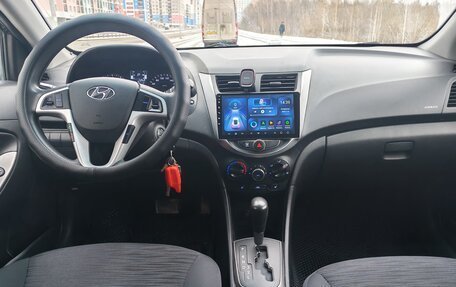 Hyundai Solaris II рестайлинг, 2015 год, 990 000 рублей, 7 фотография