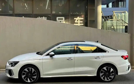 Audi Q3, 2022 год, 1 700 000 рублей, 3 фотография