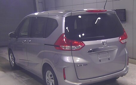 Honda Freed II, 2022 год, 1 450 000 рублей, 5 фотография