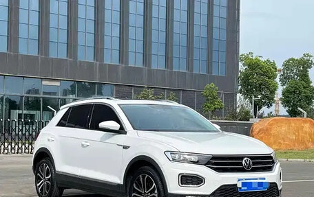 Volkswagen T-Roc I, 2021 год, 1 378 000 рублей, 3 фотография