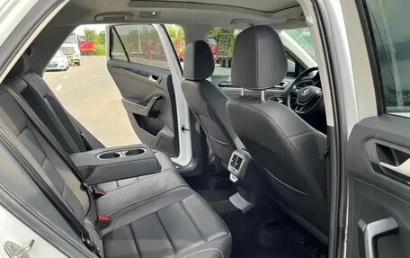 Volkswagen T-Roc I, 2021 год, 1 378 000 рублей, 7 фотография