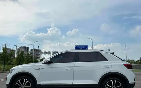 Volkswagen T-Roc I, 2021 год, 1 378 000 рублей, 20 фотография