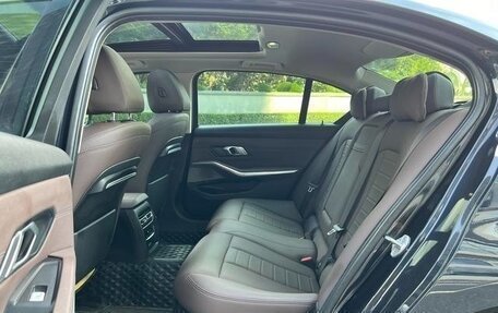 BMW 3 серия, 2022 год, 2 750 000 рублей, 11 фотография