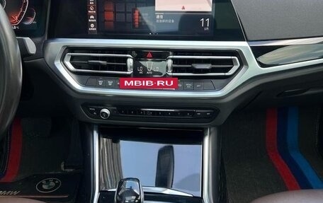 BMW 3 серия, 2022 год, 2 750 000 рублей, 16 фотография