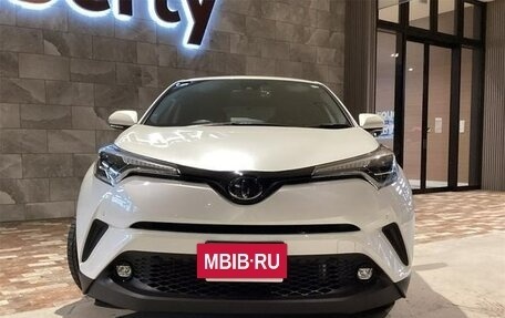 Toyota C-HR I рестайлинг, 2019 год, 1 645 000 рублей, 3 фотография