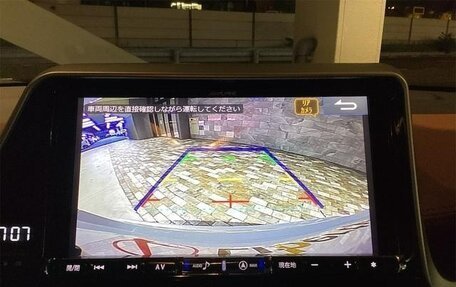 Toyota C-HR I рестайлинг, 2019 год, 1 645 000 рублей, 16 фотография