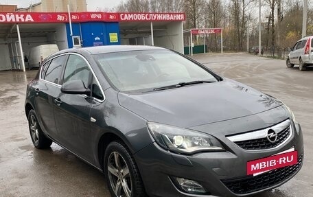 Opel Astra J, 2011 год, 515 000 рублей, 2 фотография