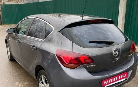 Opel Astra J, 2011 год, 515 000 рублей, 5 фотография