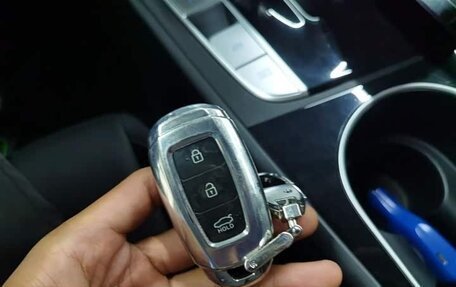 Hyundai Elantra, 2022 год, 1 215 000 рублей, 9 фотография