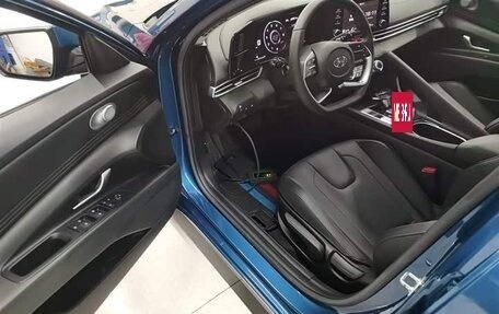 Hyundai Elantra, 2022 год, 1 215 000 рублей, 16 фотография