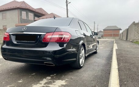 Mercedes-Benz E-Класс, 2010 год, 1 000 000 рублей, 5 фотография