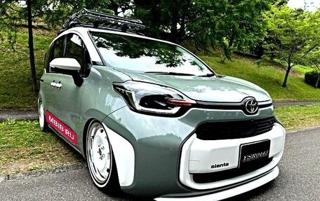 Toyota Sienta, 2022 год, 1 196 636 рублей, 1 фотография