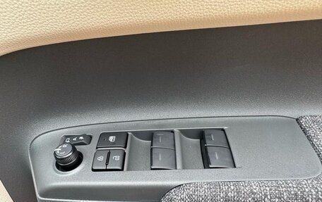 Toyota Sienta, 2022 год, 1 196 636 рублей, 13 фотография