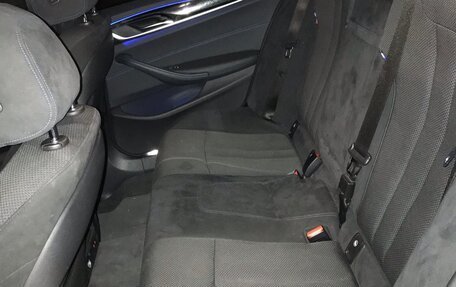 BMW 5 серия, 2021 год, 6 000 000 рублей, 14 фотография