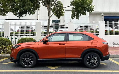 Honda Vezel, 2022 год, 1 850 035 рублей, 2 фотография