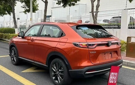 Honda Vezel, 2022 год, 1 850 035 рублей, 3 фотография