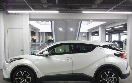 Toyota C-HR I рестайлинг, 2017 год, 1 650 000 рублей, 4 фотография