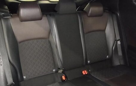 Toyota C-HR I рестайлинг, 2017 год, 1 650 000 рублей, 24 фотография