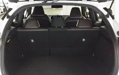 Toyota C-HR I рестайлинг, 2017 год, 1 650 000 рублей, 28 фотография