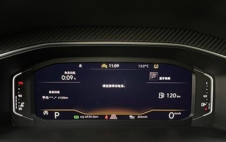 Volkswagen Tiguan II, 2024 год, 4 300 000 рублей, 11 фотография