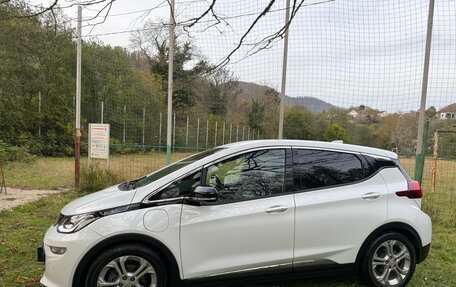 Chevrolet Bolt, 2021 год, 2 649 000 рублей, 7 фотография