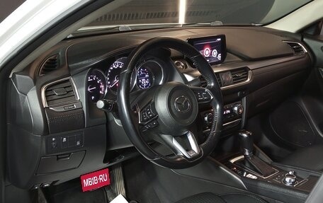 Mazda 6, 2018 год, 1 899 000 рублей, 7 фотография