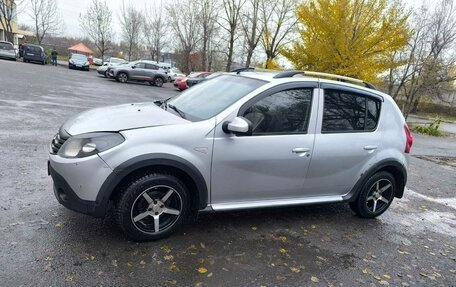 Renault Sandero I, 2013 год, 490 000 рублей, 2 фотография