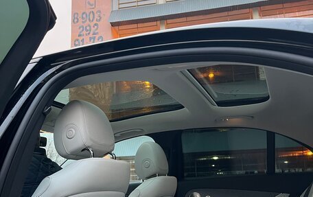 Mercedes-Benz E-Класс, 2022 год, 5 000 000 рублей, 8 фотография