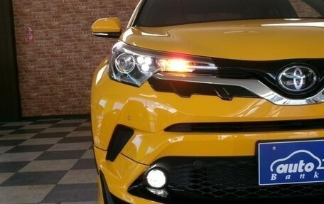 Toyota C-HR I рестайлинг, 2017 год, 1 605 000 рублей, 16 фотография